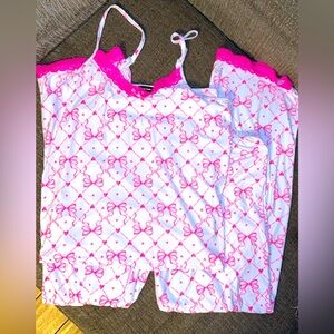 Women’s Pink Bows 2 Piece Pajama Set🎀